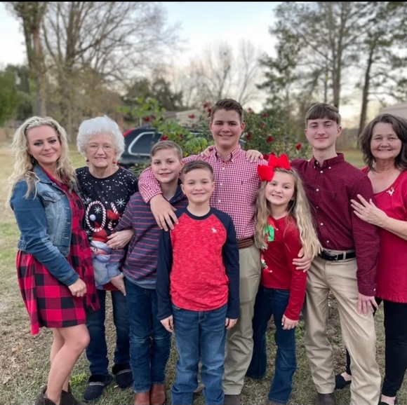 Meet your Posher, Cynthia - Picture 11 of 16